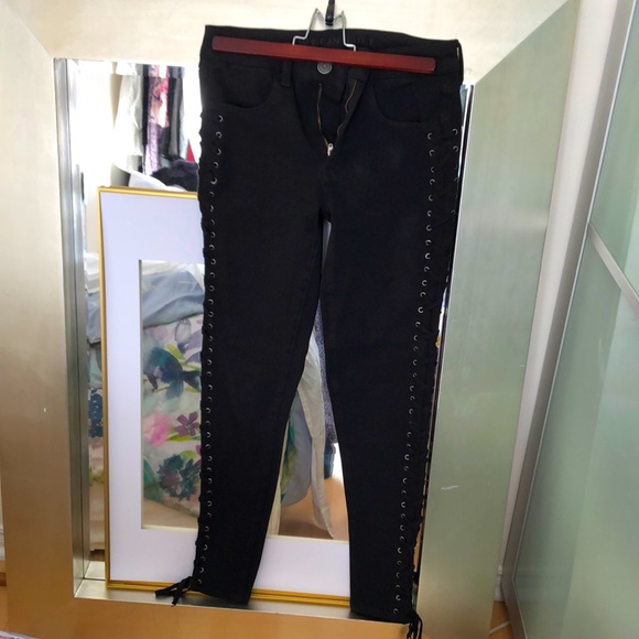 American eagle black skinny laced jeans - Size 6 Long